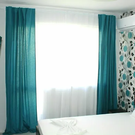 Popovich Apartament Warna